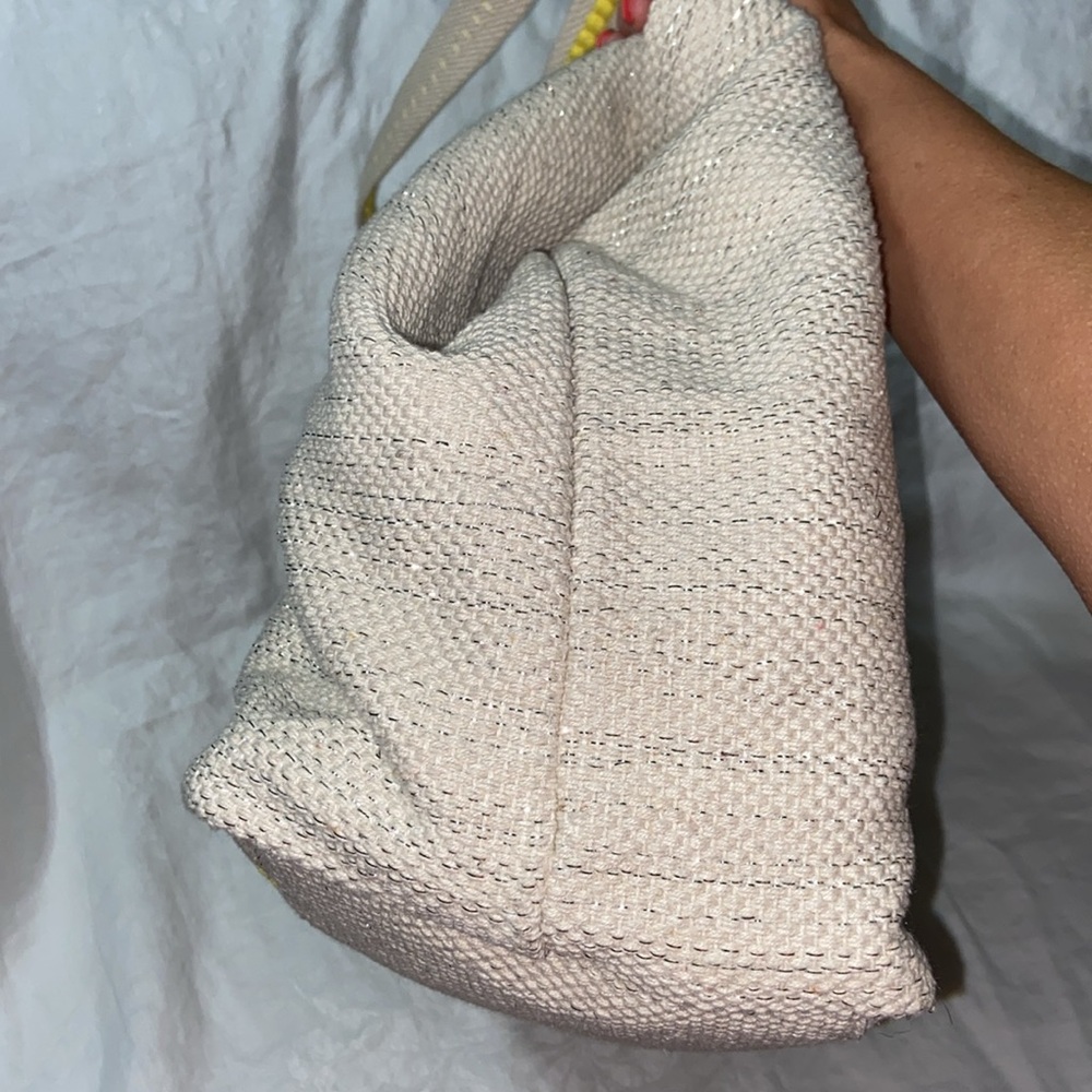 RARE Like new America & Beyond Lemon Hand Beaded beach Tote - Picture 10 of 16